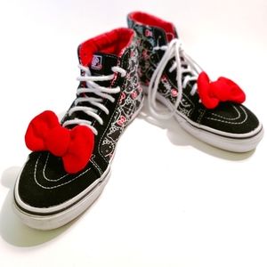 VANS Suede High Top Skate Sneakers Authentic RARE Hello Kitty